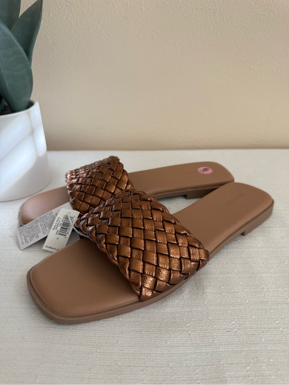 New Old Navy Woven Slide Sandals in Metallic Bronze